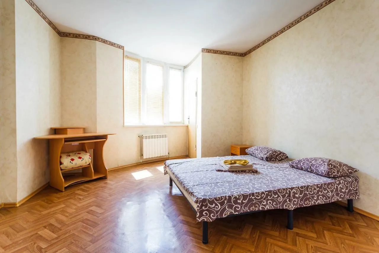 公寓 Аpartments At The Pecherska Metro Station