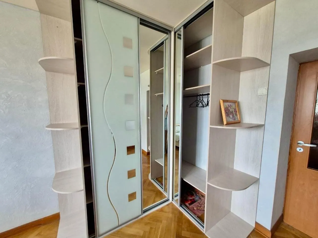 Аpartments At The Pecherska Metro Station Kyjev