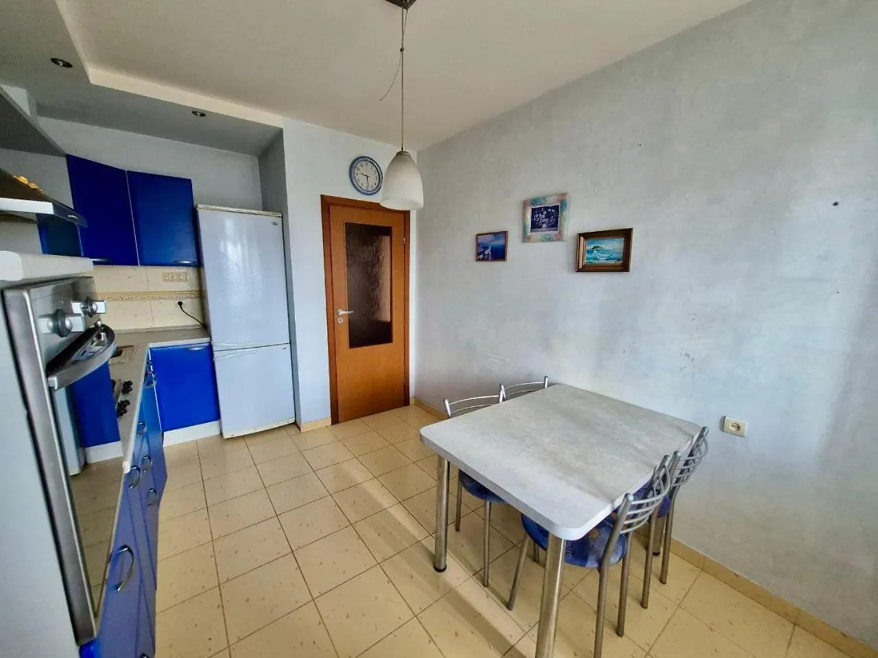 Аpartments At The Pecherska Metro Station Apartmán